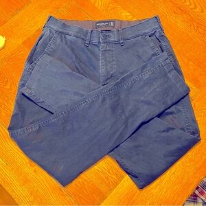 Abercrombie men’s athletic slim 31x32 navy pants